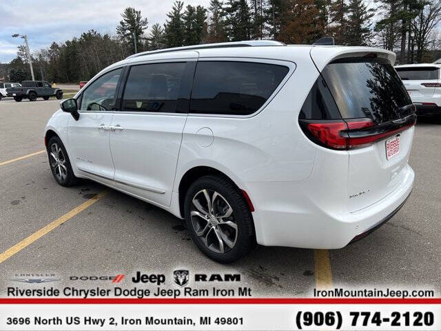 2026 Chrysler Pacifica Pinnacle