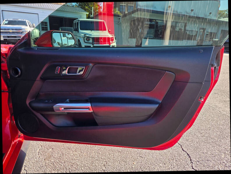 2016 Ford Mustang V6