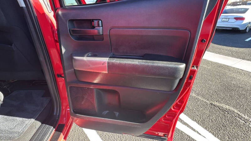 2011 Toyota Tundra Grade