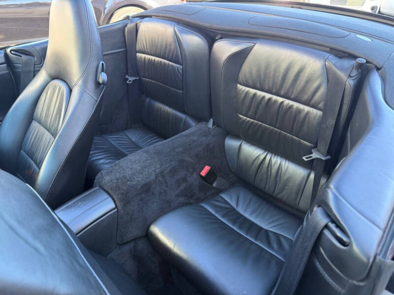 2004 Porsche 911 Carrera 4S