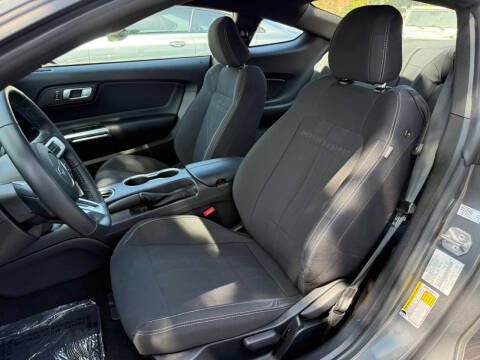 2023 Ford Mustang EcoBoost