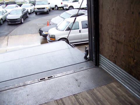 2002 Freightliner FL70