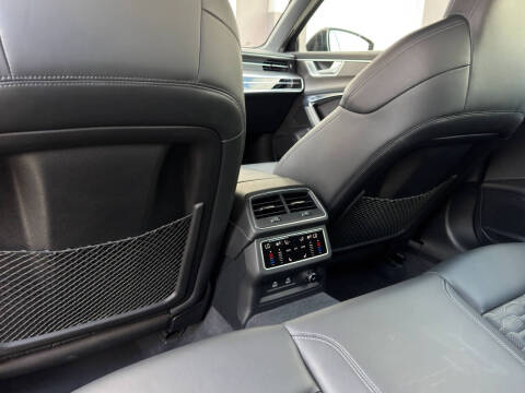 2023 Audi RS 6 Avant 4.0T quattro Avant