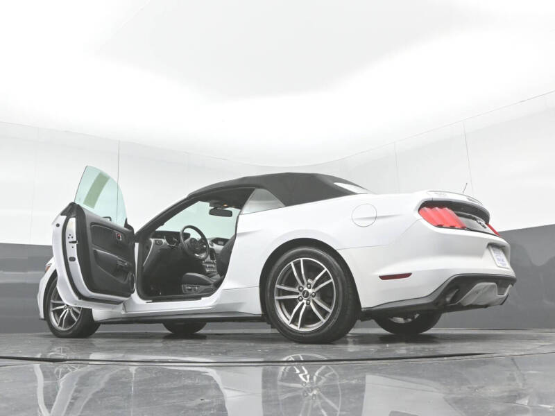 2017 Ford Mustang EcoBoost Premium