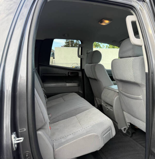 2013 Toyota Tundra Grade