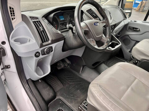 2018 Ford Transit 250