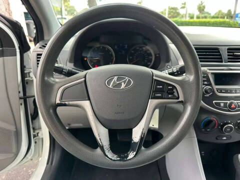 2015 Hyundai Accent GS