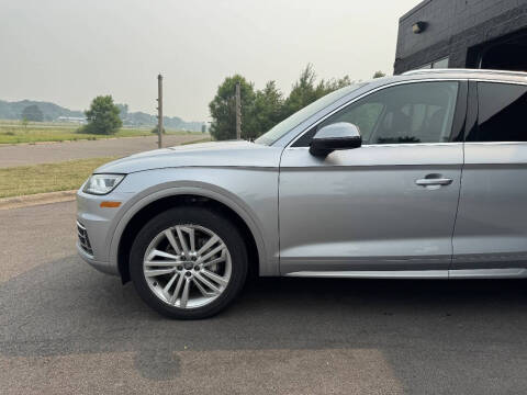 2018 Audi Q5 2.0T quattro Premium Plus