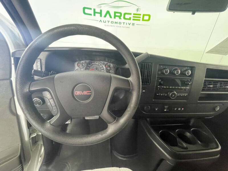 2013 GMC Savana LT 2500
