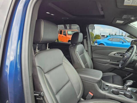 2023 Chevrolet Traverse LT Leather