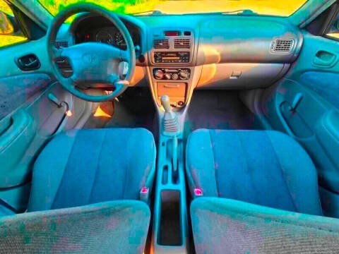 1999 Toyota Corolla LE