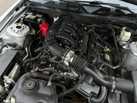 2013 Ford Mustang V6