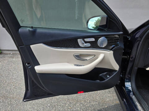 2017 Mercedes-Benz E-Class E 300 4MATIC