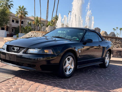 2004 Ford Mustang Deluxe