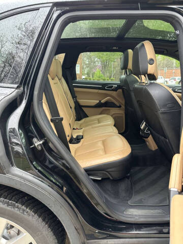 2016 Porsche Cayenne S