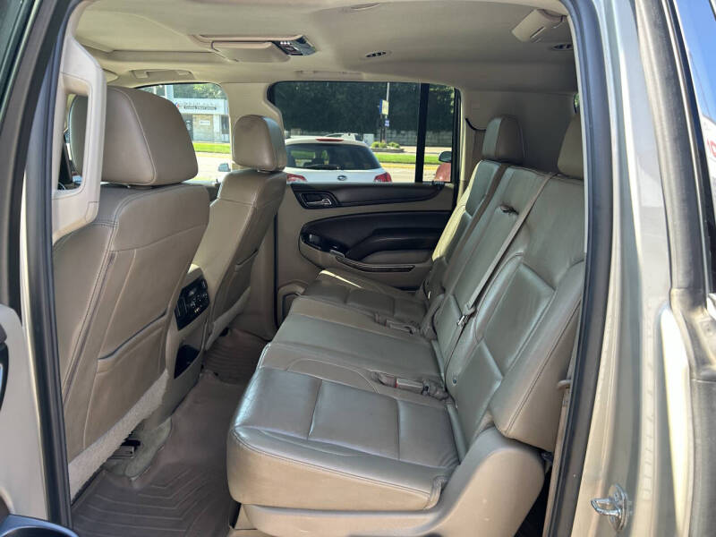 2016 Chevrolet Suburban LT