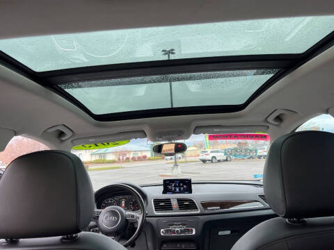 2015 Audi Q3 2.0T quattro Prestige