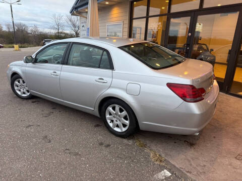 2009 Toyota Avalon XLS