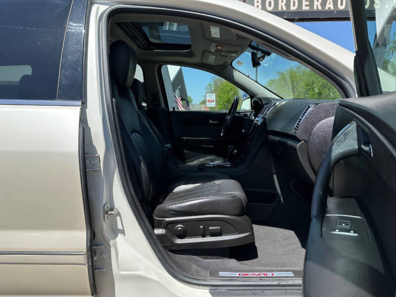 2011 GMC Acadia Denali