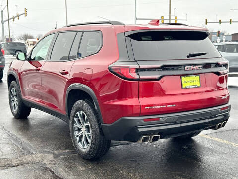 2024 GMC Acadia AT4