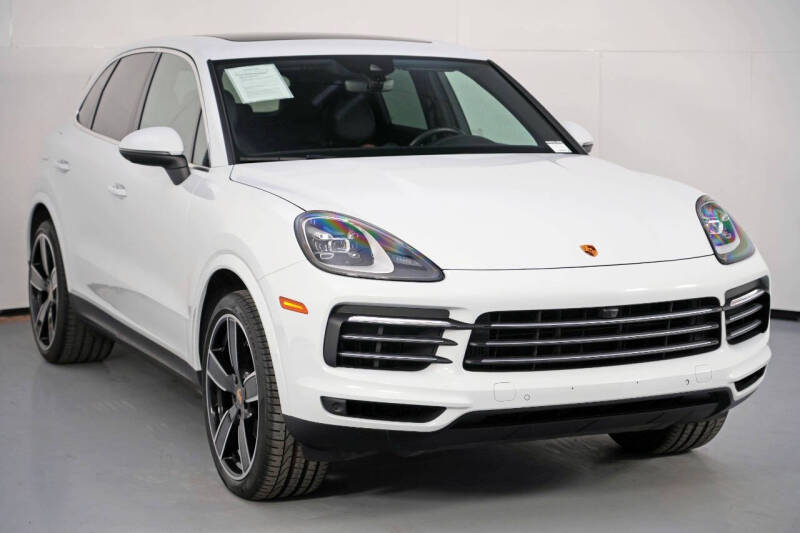 2023 Porsche Cayenne Platinum Edition