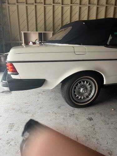 1982 Mercedes-Benz 300-Class