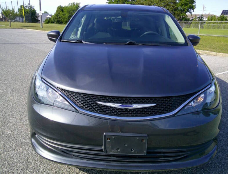 2017 Chrysler Pacifica LX