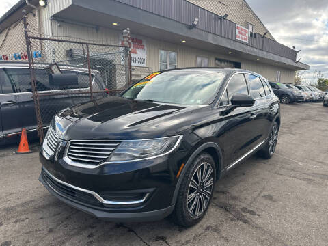 2017 Lincoln MKX for sale at Six Brothers Mega Lot in Youngstown OH