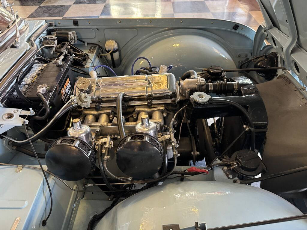 1963 Triumph TR4 18