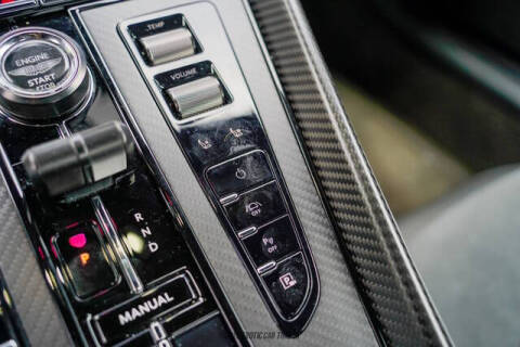 2025 Aston Martin DB12 V8