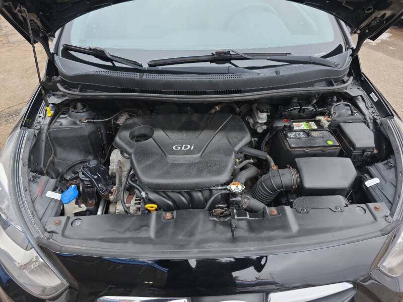 2013 Hyundai Accent GLS