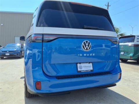 2025 Volkswagen ID. Buzz Pro S Plus