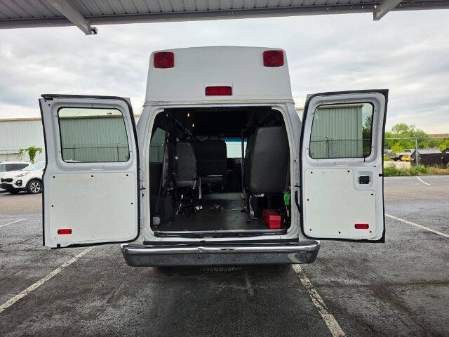 2009 Ford E-Series E-350 SD