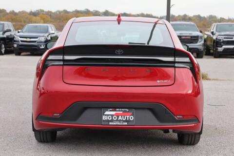 2025 Toyota Prius Plug-in Hybrid SE