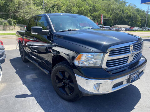 2018 RAM 1500 SLT