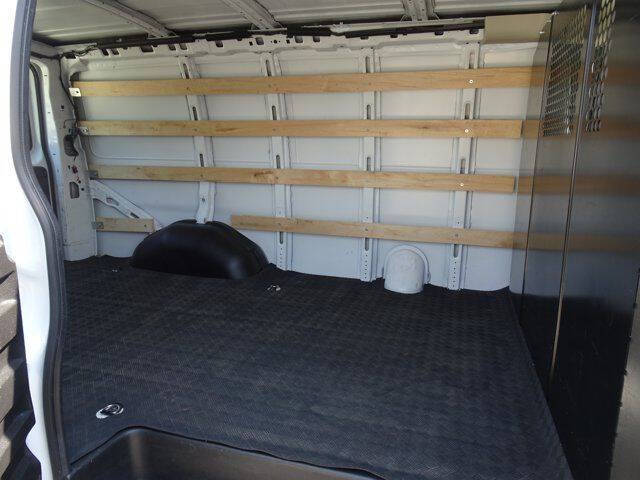 2024 Chevrolet Express 2500