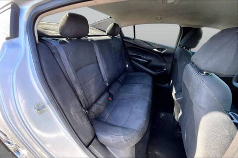 2018 Chevrolet Cruze LS Auto