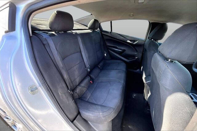 2018 Chevrolet Cruze LS Auto