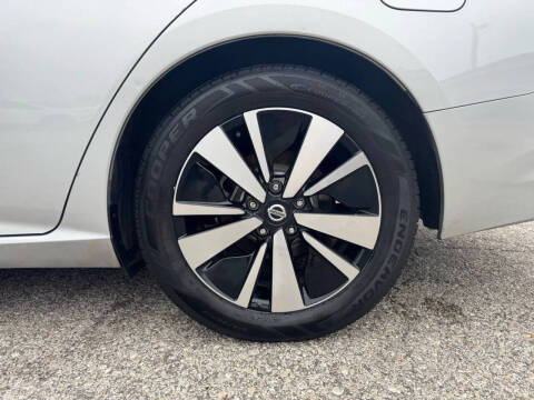 2022 Nissan Altima 2.5 SV