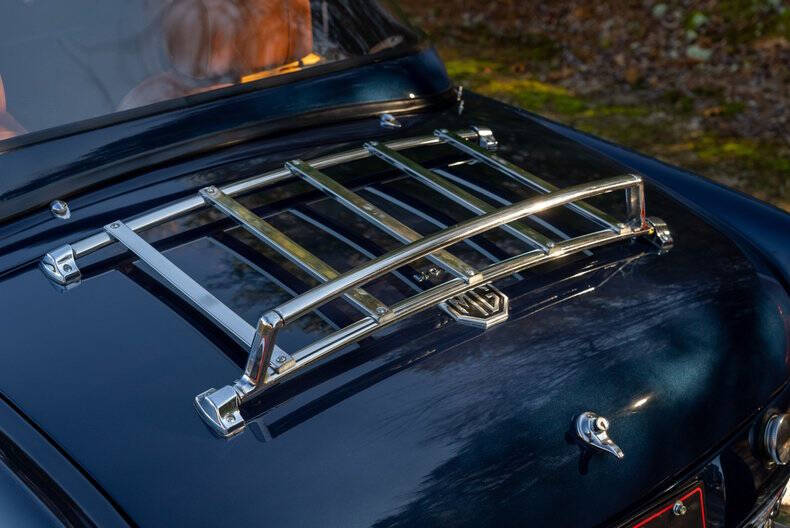 1973 MG B