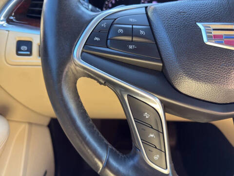 2017 Cadillac XT5 Premium Luxury