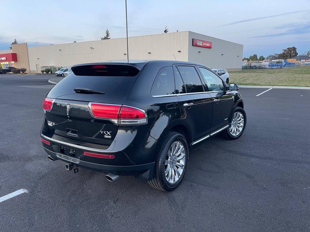 2013 Lincoln MKX for sale at The Price King Auto in LAKEWOOD, WA