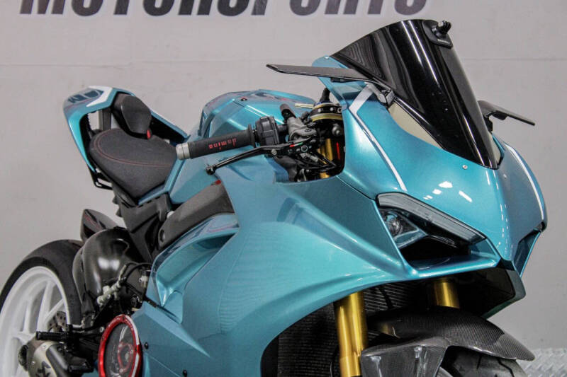 2018 Ducati Panigale V4 S