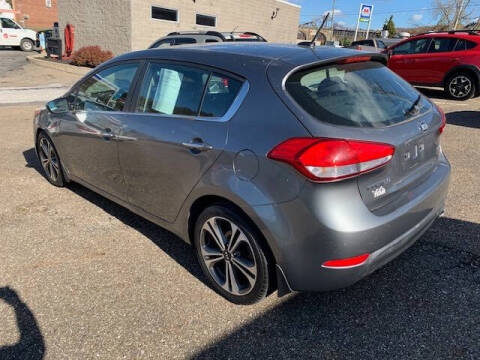 2016 Kia Forte5 EX