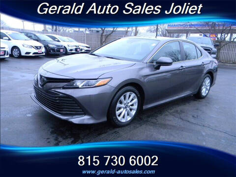 2019 Toyota Camry for sale at Gerald Auto Sales in Joliet IL
