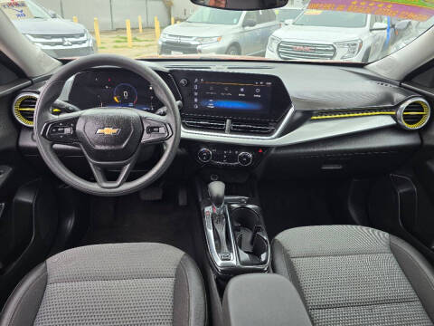 2024 Chevrolet Trax LT