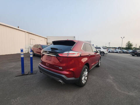 2019 Ford Edge Titanium
