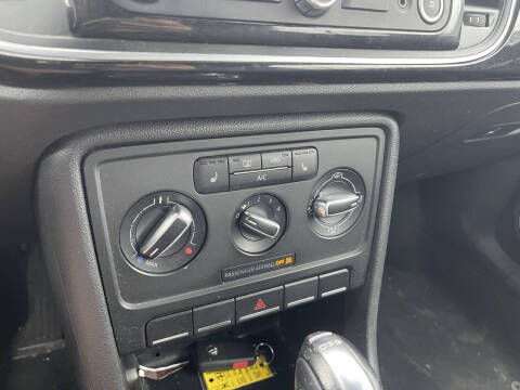 2013 Volkswagen Beetle Convertible TDI