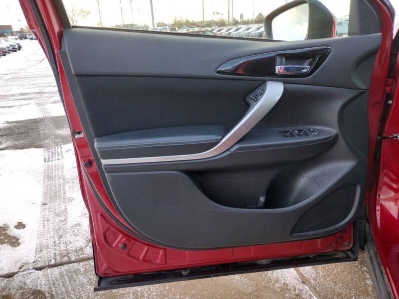 2020 Mitsubishi Eclipse Cross SE