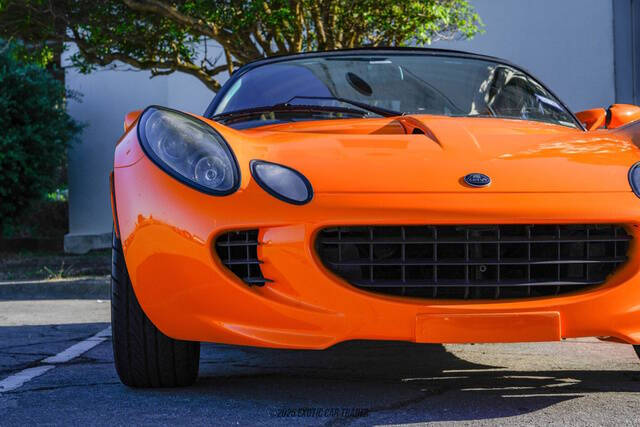 2005 Lotus Elise